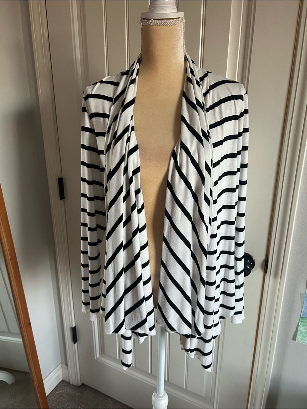 NEW Karen Kane White and Black Striped Draped Open-Front Cardigan Sz S